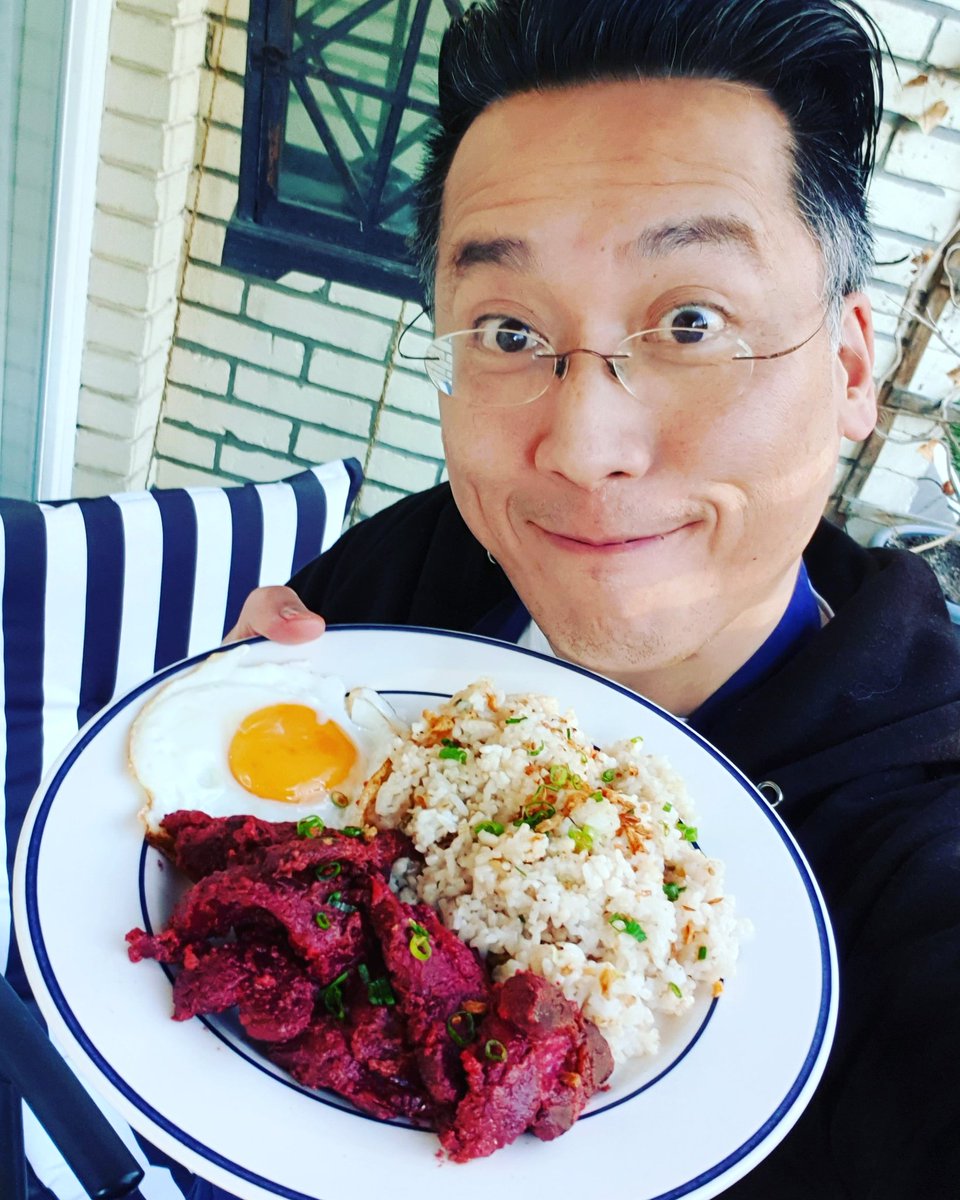KokHwaLie's tweet image. Breakfast as dinner! #tosilog #tocino #sinangag #filipinobreakfast #filipinofood #pinoyfood #quarantine #selfisolation #socialdistancing #selfisolate #stayhome #stayathome #blijfthuis #makethemostoutofit @kokkiescooking #cooking #morecooking #stillcooking