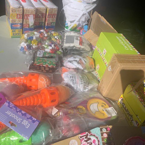 This week’s #NoteworthyNeighbor is lifelong resident Amy LaBrache!

With the help of local donors & @FoxboroJaycees, Amy put together personalized Easter baskets for 20 children in town.
 
“Being a member of this community & the Foxboro Jaycees is what we are all about,” Amy said