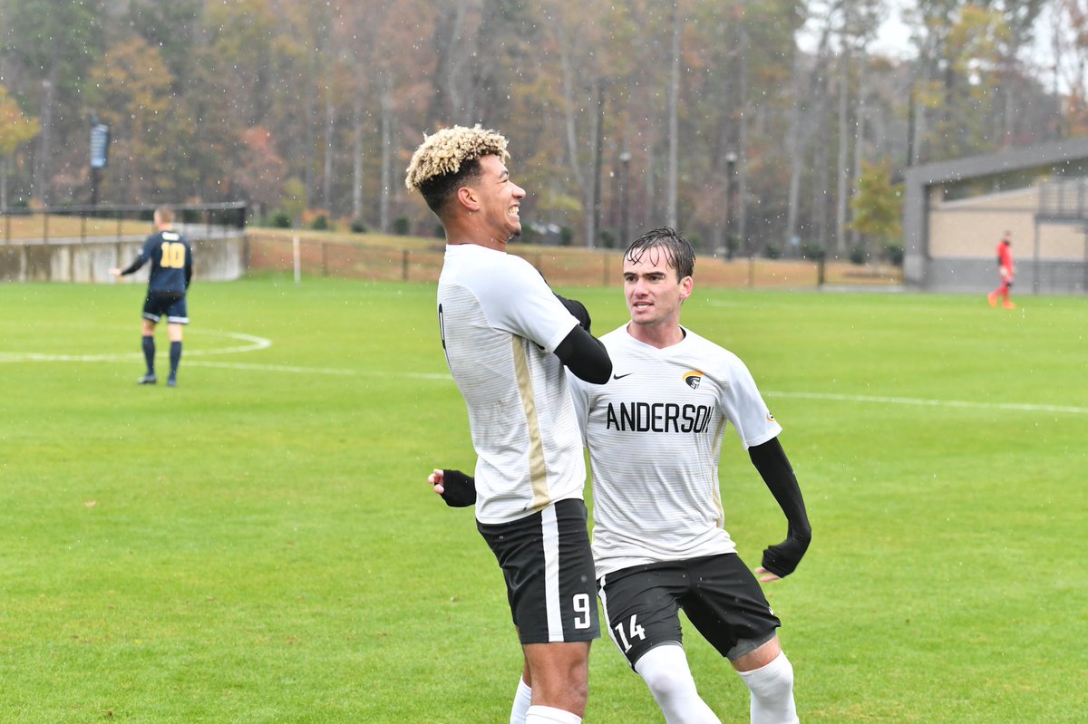 AUTrojans's tweet photo. We can still celebrate it being Friday right?? Here’s one of our favorites celebration sequences by men’s soccer! #TrojanArmy https://t.co/0StqzRcjMb