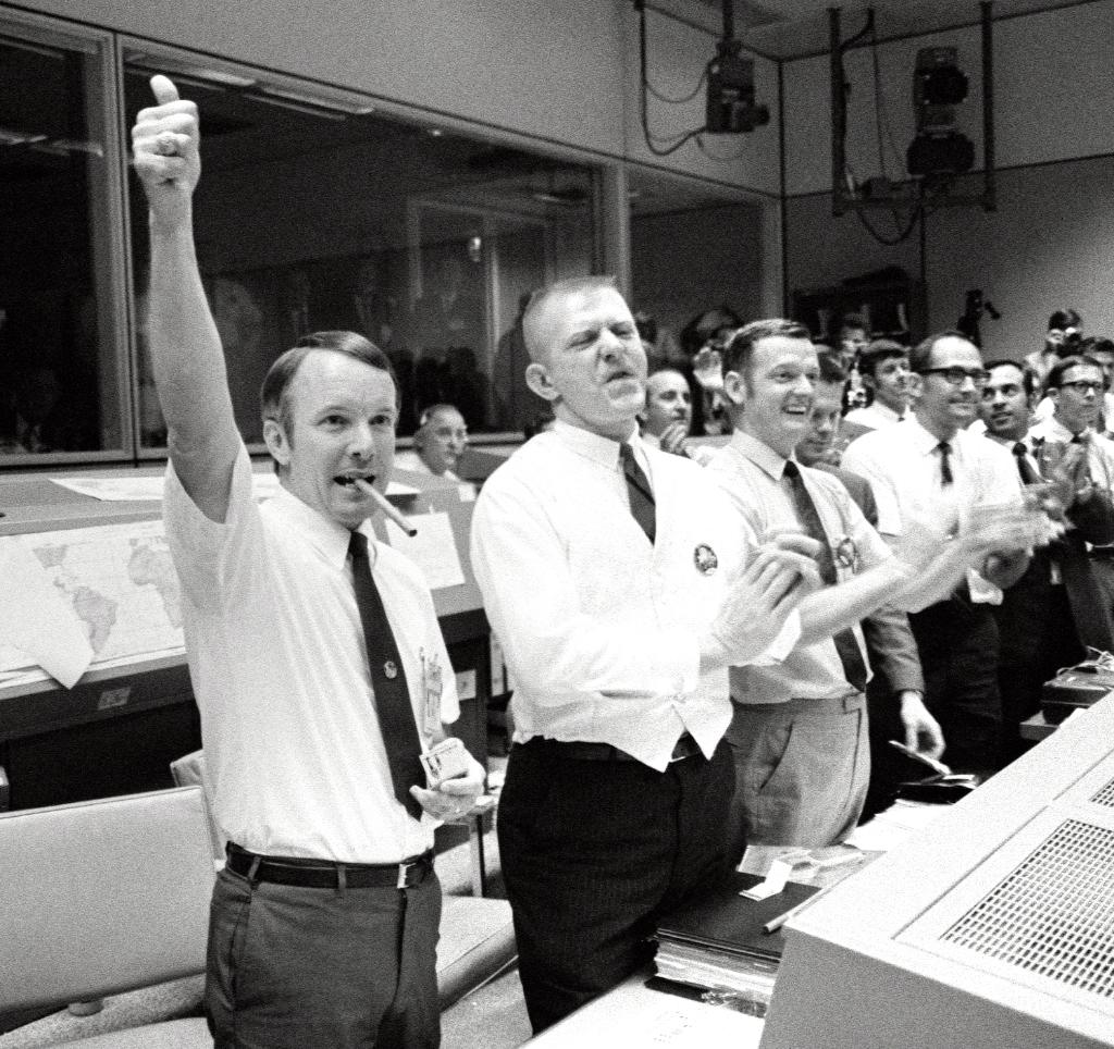 NASAhistory's tweet photo. #Apollo13NOW Communications blackout as the spacecraft hurtles towards Earth. Gene Kranz: "Blackout was 1:27 longer than predicted…. Toughest minute and a half we ever had." https://t.co/lzhiPu7vW8 https://t.co/ItVCf0RuoD