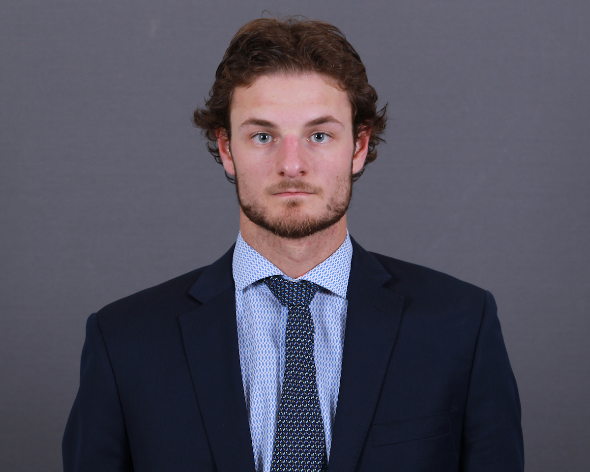 MAKE THE FINAL
Sam Duchesne (<a href="/duchesne_samuel/">sam</a>) of our <a href="/OJHLGoldenHawks/">Trenton Golden Hawks</a> is a finalist for <a href="/cjhlhockey/">CJHL</a> Defenceman of Year
⏬
pointstreaksites.com/view/ojhl/news…

📸: Tim Bates of <a href="/ojhlimages/">OJHL Images DOP</a>