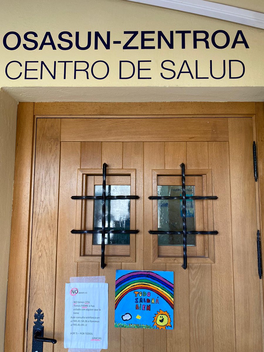 radio_vitoria's tweet photo. 🖌️ Detallazo de los txikis de #ArraiaMaeztu 🎨 Niñas y niños han hecho llegar al Ayuntamiento sus dibujos, cartas,... para su entrega en el consultorio médico 🚒 @BomberosAraba #UCEIS de #Campezo
👐 Aupa, Mendialdeko haurrak!!!! @MontanAlavesa
🎙️ #Herrian @AcoaAke #NiEtxean https://t.co/jPfndQ33WL