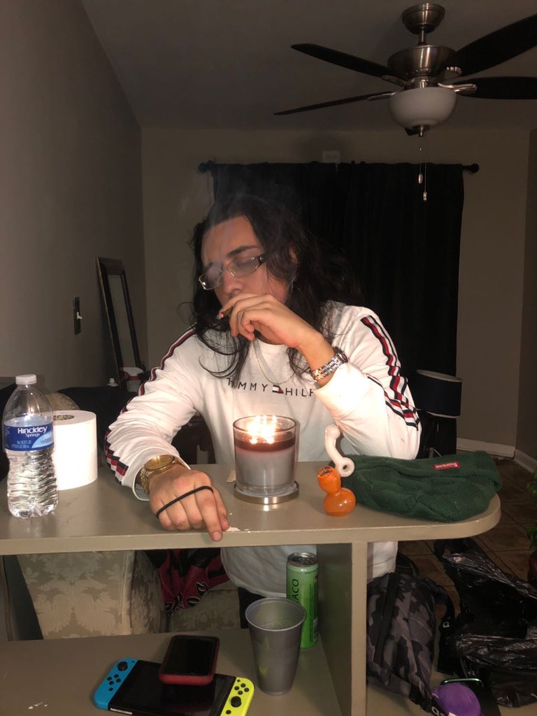 CloudGTB's tweet photo. #TRAPJESUS https://t.co/teQEA0UXfl
