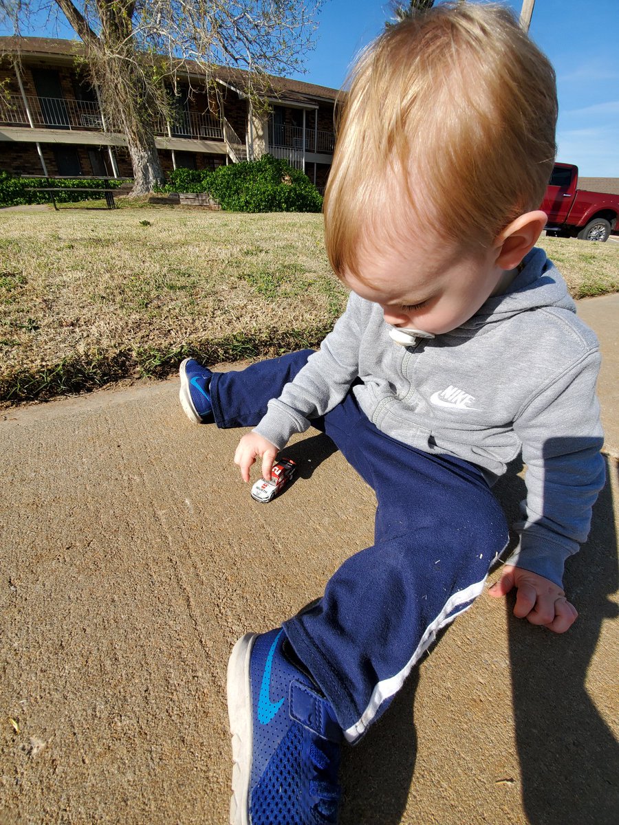 NewkirkGm's tweet photo. We may be @JimmieJohnson fans cause of me but during this quarantine well he sure loves his @keselowski car you may have gained a new little fan! I would not be mad at all! #littlenascarfan #michaelrhettnewkirk @NASCAR https://t.co/ekXenVSSgR