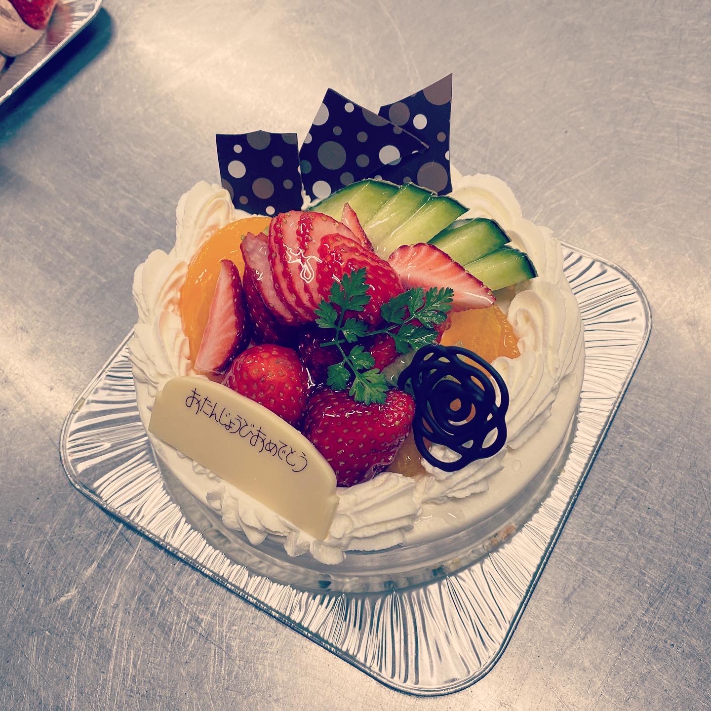 熱海 住吉屋 すみよしや 本日ご注文のお誕生日ケーキ ありがとうございます お電話でもご注文承り中 住吉屋熱海本店 0557 81 4744 モンテスミヨシ 0557 0144 住吉屋湯河原店 0465 63 3900 コロナに負けるな おうちパーティー バースデー