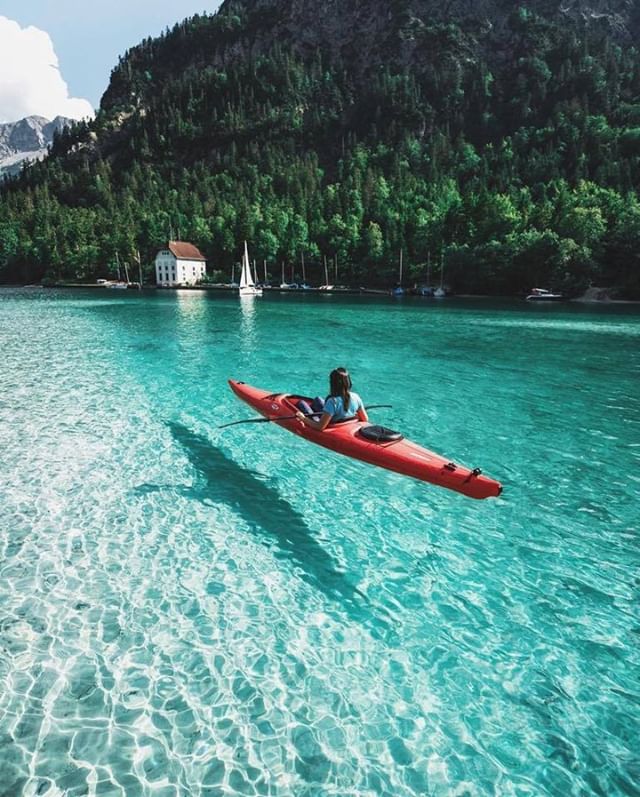 Plansee, Austria.
#plansee #austria #naturelovers ┊ instagram.com/p/B_GZTtcgOn3/