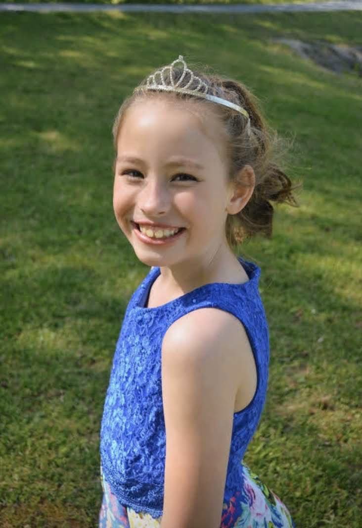 RamsXC_CMS's tweet photo. I wanted something to do so I took pictures of my oldest. My little one didn’t want any pictures taken. https://t.co/FxkK7X37eN