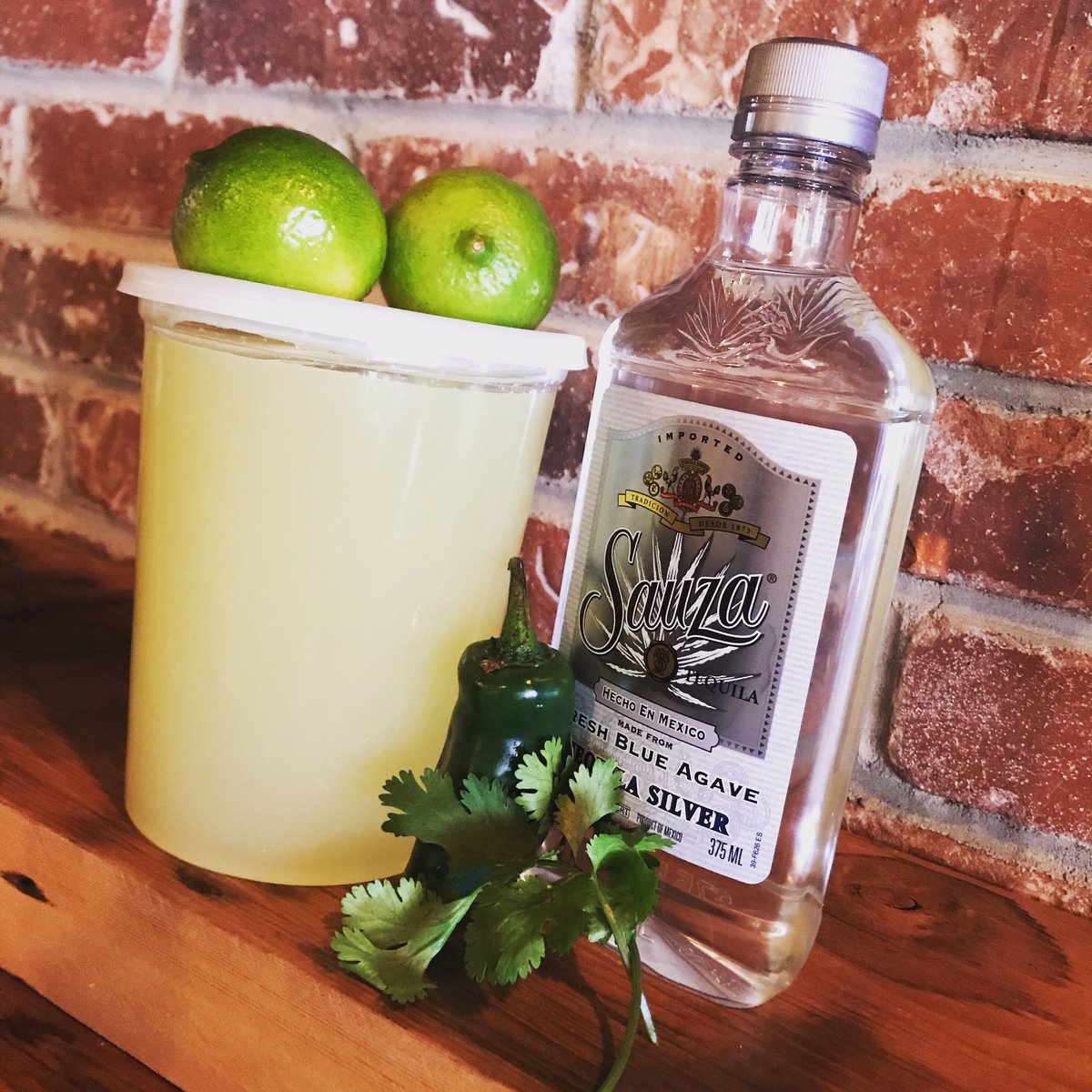 The sun may not be out right now, but doesn’t mean you can’t enjoy a #cocktail meant for the sun. #Margarita kits are available at both locations.
#westyroosevelt #westseattle