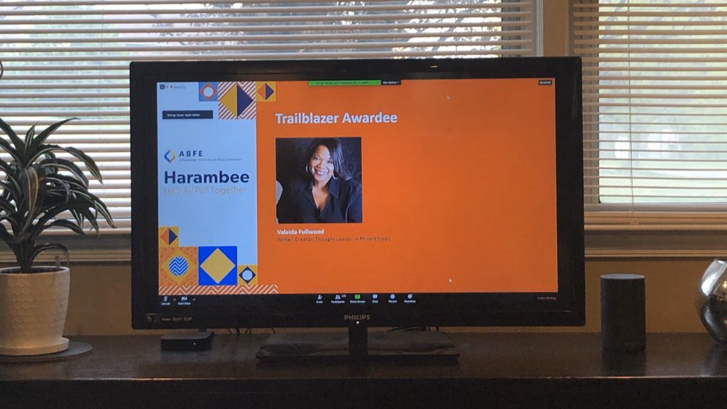 RISunshine's tweet photo. Congrats @ValaidaF for earning @ABFE’s 2020 Trailblazer Award at #ABFEVirtual 💫 If you don’t know, watch and learn: https://t.co/eJ0h5NX2Rz? More: @TSOP_Exhibit
🎉 #GivingBack #BlackPhilanthropy #BlkWmnPhil #BlackDH https://t.co/iSxentnkSX