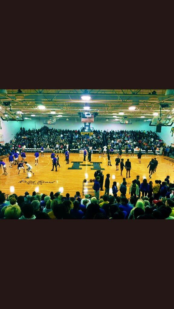 MaleHighBBall's tweet photo. #ForTheFamilyFriday #ForTheH #LaFamilia #WeAllWeGot ๐๐ฅ https://t.co/elYGTUATS5