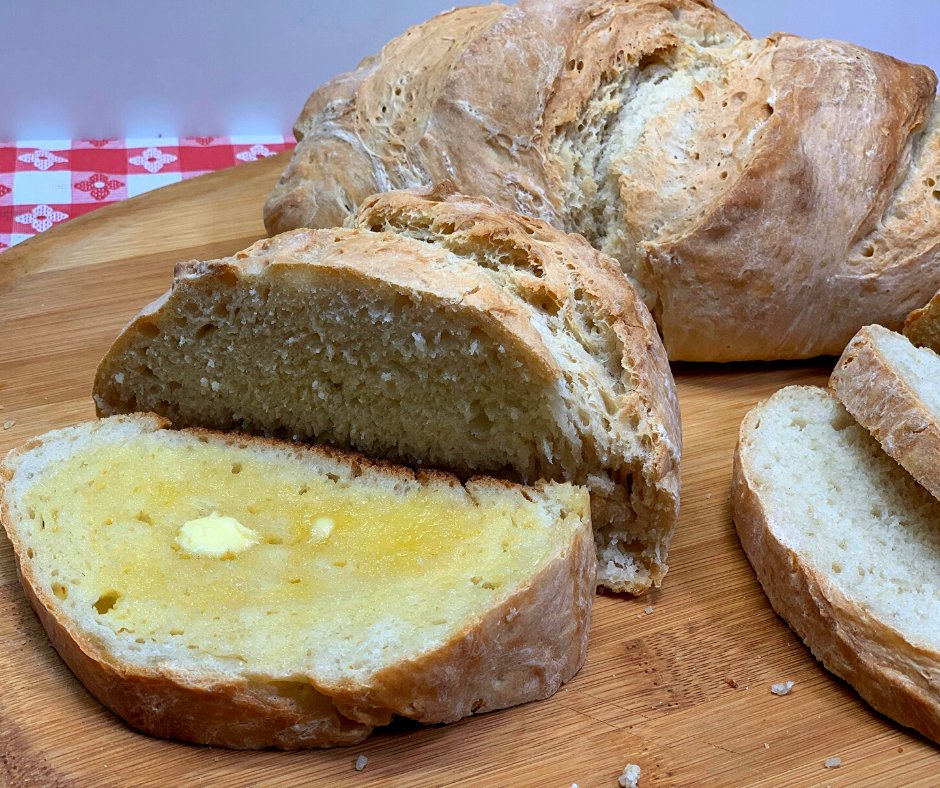 NoreensKitchen's tweet photo. Homemade bread could not be easier! This 3 hour no knead bread is just what you need when you can't find bread at the store! YES! YOU CAN BAKE BREAD!! Watch: https://t.co/KhjCu1DpCb #HomemadeBread #Bread #NoKneadBread #SAFYeast #ComfortFood #Homemade #Recipes #ShelfCooking https://t.co/11X34z6xCg