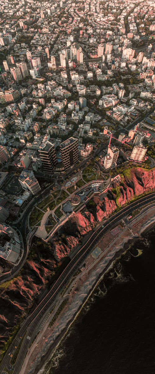 carlosmarnillas's tweet image. Ya que tanto hablan de filtros, me animé a crear un propio. Este preset lo cree en Lightroom y si bien es cierto son colores que no representan la realidad, quedan muy bien y le da un toque bien personal a la foto. Me he demorado bastante en hacerlo. A ver qué dicen!.