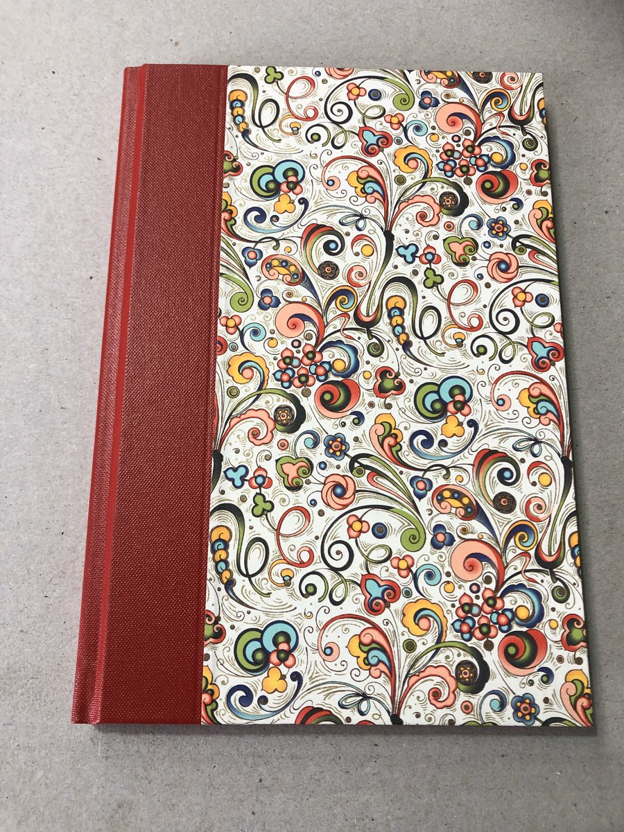bindingrepairs's tweet image. Hand made notebooks - Stitched Paradigm Cliche archival paper, mill board cases covered in quarter Heritage buckram with Rossi paper sides. sycamorebookbinding.co.uk @rossi1931paper @RatchfordFJ