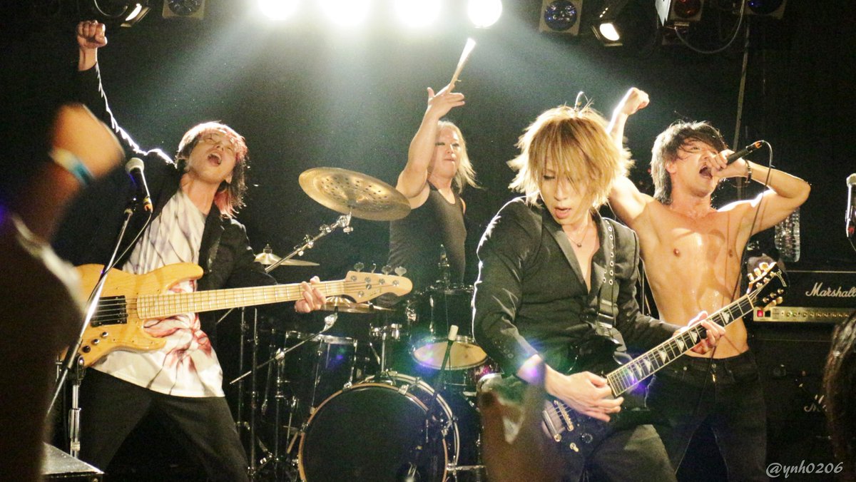 ynh0206's tweet photo. #推しを答えて4人指名するリレー
まいこさんより2順目のバトン☺️
前回は『アイドル系推し麺』💖
今回は『推しのバンドが多すぎて書ききれない』縛り🤣
まずは推しピ絡みの界隈☺️
#スケパンちゃん
#BLOODSTAINCHILD
#CODEVALS
#GLARD https://t.co/0QlnbIZ9aQ
