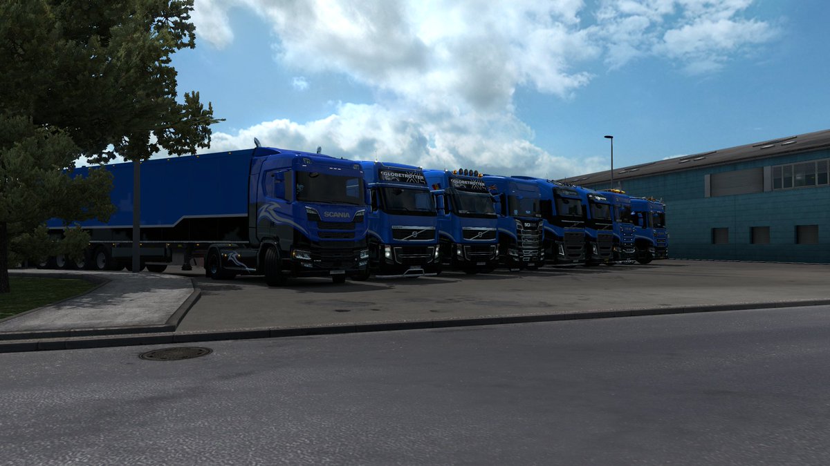 Vincent_2101's tweet image. @LFS_VTC Convoy earlier this evening.