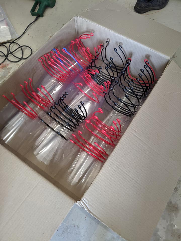 scott_dewey's tweet photo. 4000 PPE visors delivered &amp; produced so far by our team. Orders for over 7000 more. Phenomenal achievement! We would like to appeal for more volunteers to help our cause so that we can rotate the team more to prevent burnout. Get in touch if you're interested. Thanks &amp; stay safe https://t.co/G2HroTTkZ1