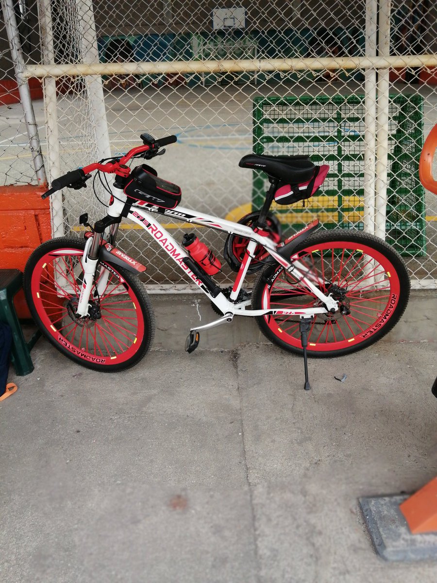 Rodas25's tweet image. La guerrera 🚴🚴