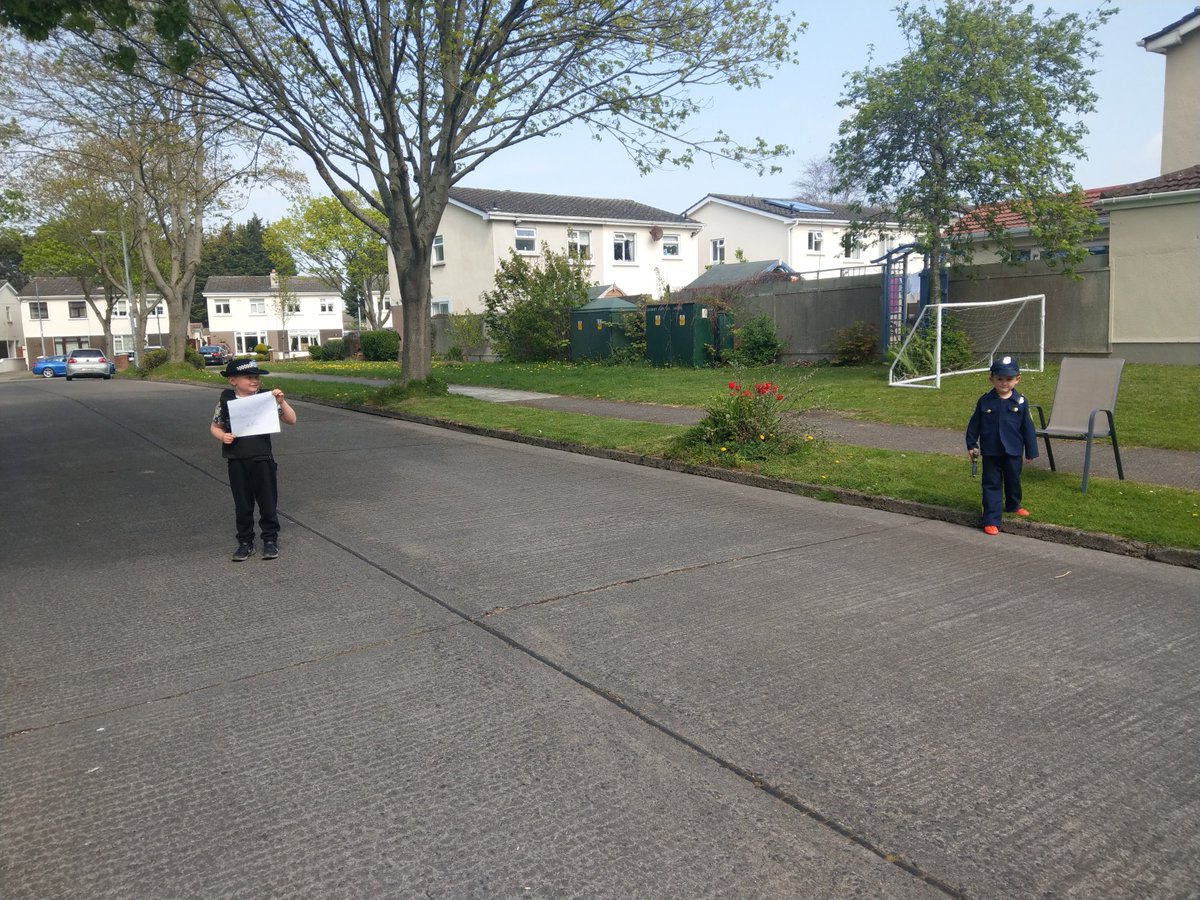 gardainfo's tweet photo. Future Guards Daire and Bobbie were out doing their bit to help in the fight against Covid in Lucan. The two boys were maintaining social distancing from one another while encouraging members of the public to only travel for essential journeys. 

#SocialDistancing 
#StayHome https://t.co/w6UZIAVZbl