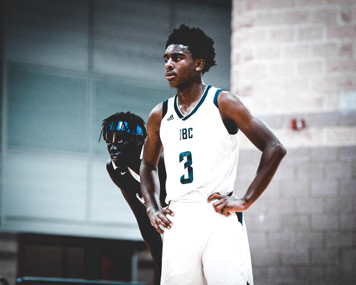 MeetMeOnDaBench's tweet image. Film Friday:
DBC 17U (2019) Vs @dcbluedevilsNH HGSL Showcase match up @HGSL_HoopGroup Championship Weekend! 

youtu.be/uDqkaZrMNSA

#OwnYourProcess