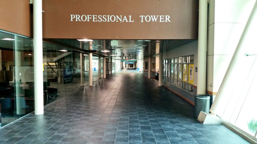 PapkeAndrew's tweet photo. "Don't ask me what I want to be until you show me what there is to be!"
We miss our students but know these now empty halls @cwhs_springisd will be full of love, motivation and limitless potential when we come out on top.
#WunscheWay #EmpoweredLearning @RodneySpringISD https://t.co/Nh4YprWlAI