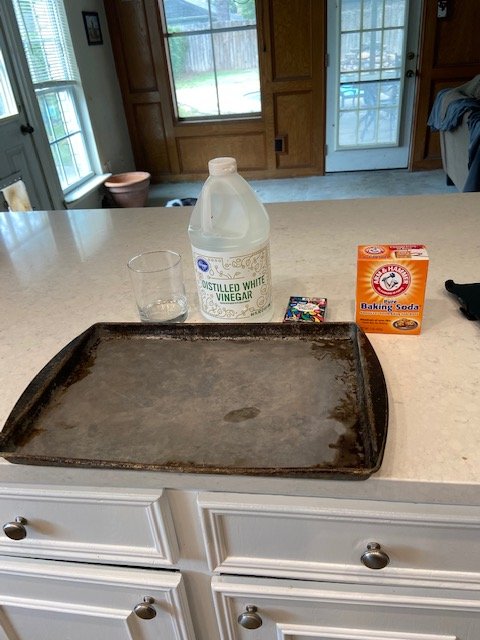 LauraStokes_hhs's tweet photo. #ElevateToExcellence Hi friends! What a great science experiment we had today on our Friday Zoom meeting. We made volcanoes by adding vinegar to baking soda colored with red food coloring. Thanks for hypothesizing and participating. Great job, everyone! @LauraStokes_hhs https://t.co/PVaQpcRkXM