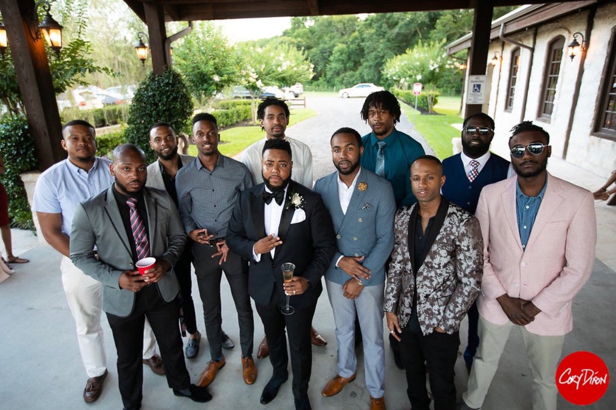 Phi_NullyFamous's tweet image. Happy 9 years to us. We take mains, break canes, &amp;amp; eat raising canes #Spring2K11 4.17.11