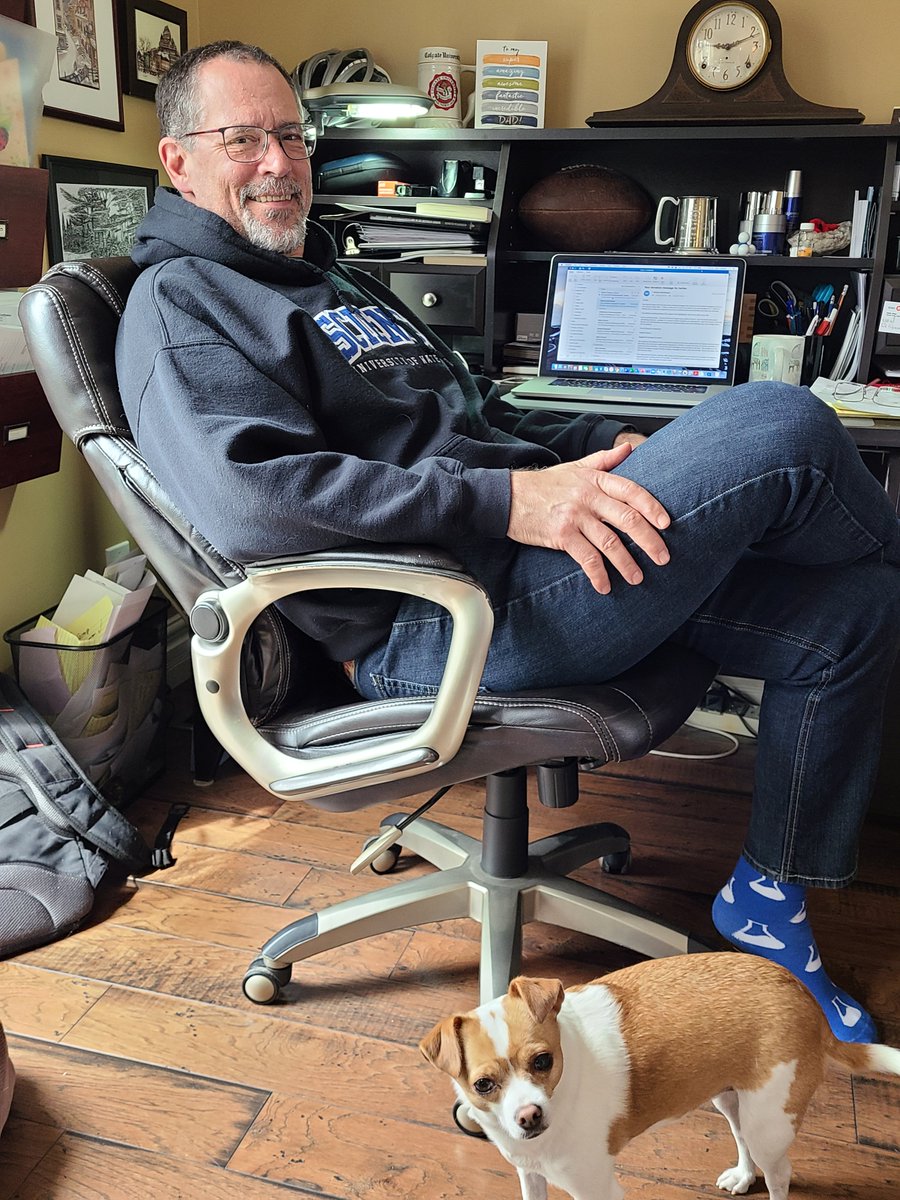 WaterlooSci's tweet image. The #UWaterlooSci community thanks @UWscidean for the wonderful example of leadership, words of encouragement, and direction during this uncertain time.

"I am here to help. You’re not alone. You will never be alone." - Bob Lemieux, Dean of Science