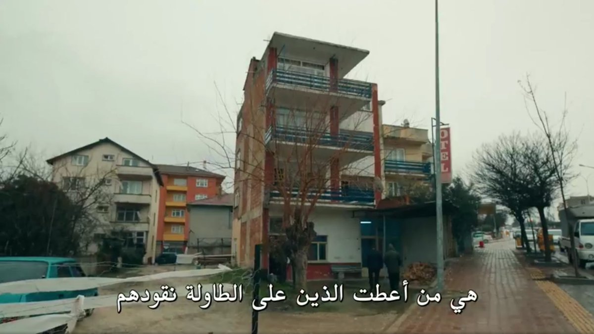 vartulo asked about those who had a hand in idris death,y said,youjal,azar,temsah,efsun baykal daughter i dont know what she is doing exactly,she gave money To the table guys,here y didnt say the truth about E because he knew that she gave money before idris death   #cukur   #EfYam +