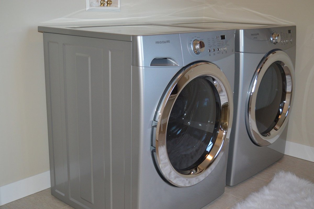 Laundry day? Washing machines are a necessity in every home, but they are also a likely source for water damage. Regularly inspect your laundry appliance for wear and tear to prevent leaks.

h2oproservice.com

#Omaha #LaundryDay #HomeownerTips #WaterDamage #HomeMaintenance