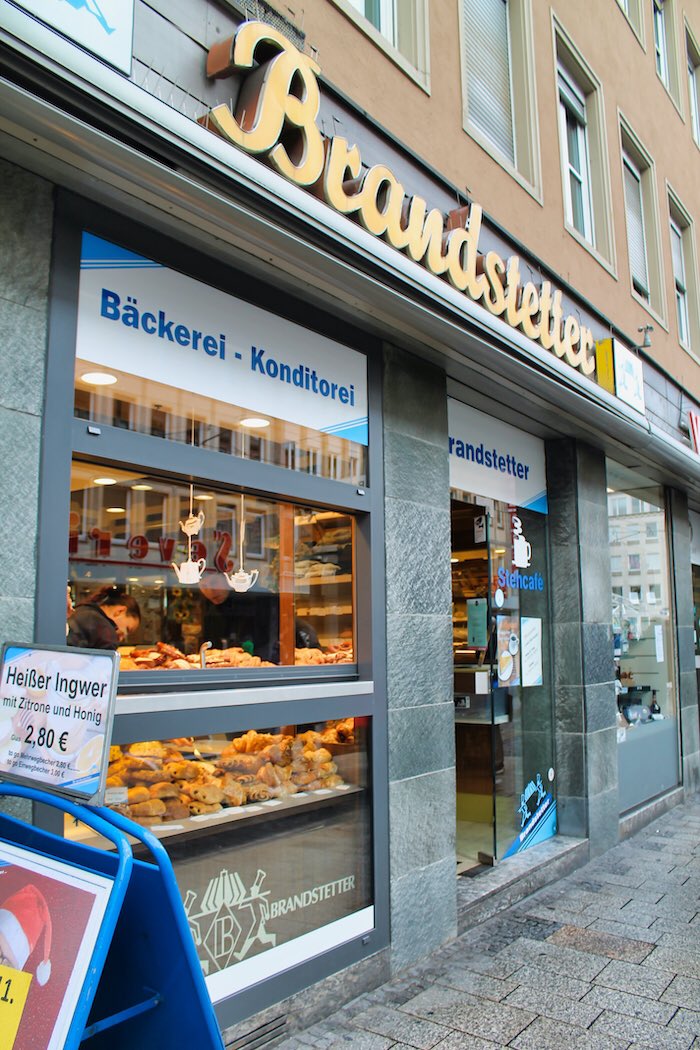 Then head up the street towards the cathedral (Dom), stopping for a Hörnchen (the Franconian croissant) in the traditional bakery, Brandstetter. If you like tea, visit the tea shop and buy the Würzburg edition: Residenzmischung.