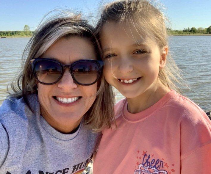 Cmarcrum1's tweet photo. Amazing how many objectives you can cover at the park! #SocialDistancing #PEatThePark #WHquestions #IdentifyingEverything #Pronouns #FollowingDirections @ Shelby Farms Park https://t.co/37ZTsWUDlW