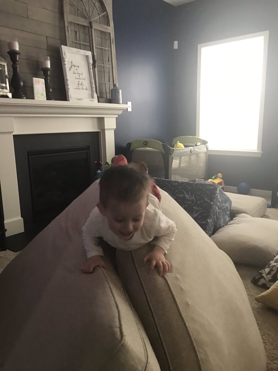 JenWagnerMusic's tweet photo. Quarantine with a toddler 🤣 #socialdistancing #itsrainingagain #lifeinPA #toddlerlife #momlife https://t.co/bNZHGtGJBE