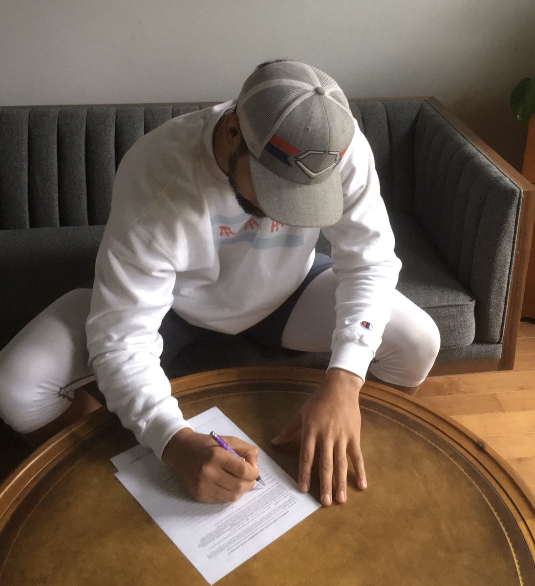 fredlanders101's tweet photo. I’m very humbled and excited to announce I have signed with the @ChicagoDogs of the @AmericanAssociation for the 2020 season. I want to thank the Dogs organization for the opportunity along with everybody else who helped put me in this position. https://t.co/5f0PeXzXcQ
