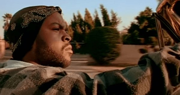 SmokeKryptonite's tweet photo. It's the year 2021...
You're heading home from a date. You're going to eat the chinese leftovers from last night and watch Tory Lanez new show: Life After Quarantine on HBO. It was a good day... https://t.co/Nnq8w4o4Jk