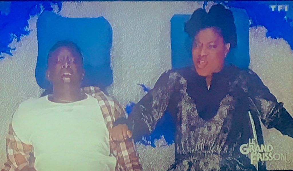 LaLifeDeSoso's tweet photo. Ce fou rireeee 😭😭😭😭😂 @ClaudiaTagbo @Ahmed_Sylla #LeGrandFrisson #VTEP 💗 https://t.co/fWCCMh1hnA