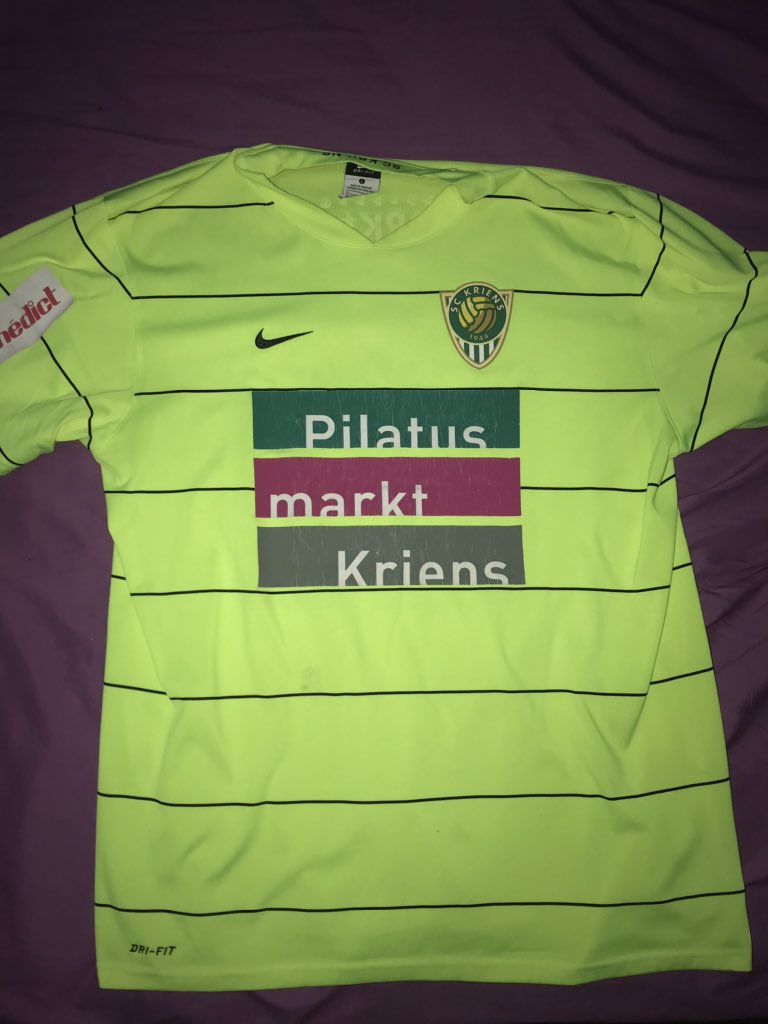 leoacosta45's tweet photo. @LaCasacaBlog #ViernesTematicoLacasaca #CamisetaFluo #FluoSI https://t.co/NgYnI2JwnM