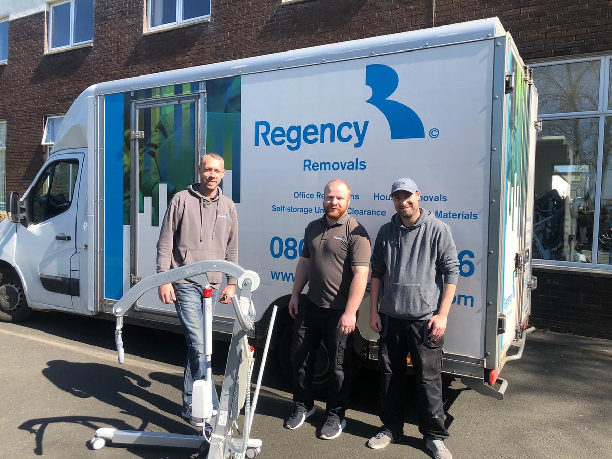 CleanKeith's tweet photo. South Ayrshire Council Live is with Kyle Hoffin and Martin Kilbride. 
We want to say a huge THANK YOU to Regency Contract Cleaning for the fantastic support they have been providing during the coronavirus (COVID-19) outbreak. 

. https://t.co/L1BiO2A0GB
