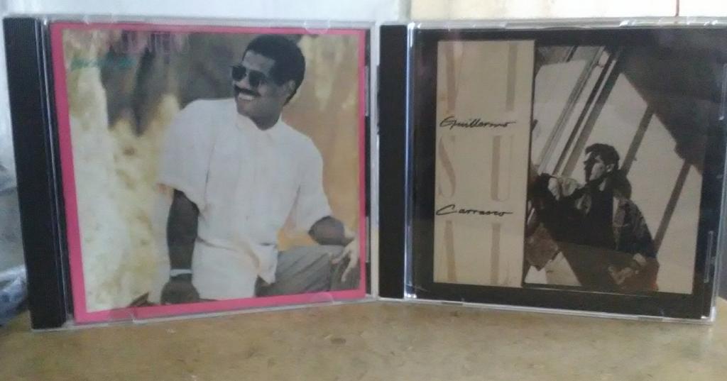 Acá los 2 mejores cds de mi colección d discos d varias partes del planeta. 3 verdugos y genios estuvieron involucrados en esas producciones @FrankQuintero Buscando Soles <a href="/vosto/">Guillermo Carrasco</a> Visual <a href="/GermanLandaeta/">German Landaeta</a> Ingeniero de sonido. Definitivamente estaban bajo el efecto de algo raro jajaj