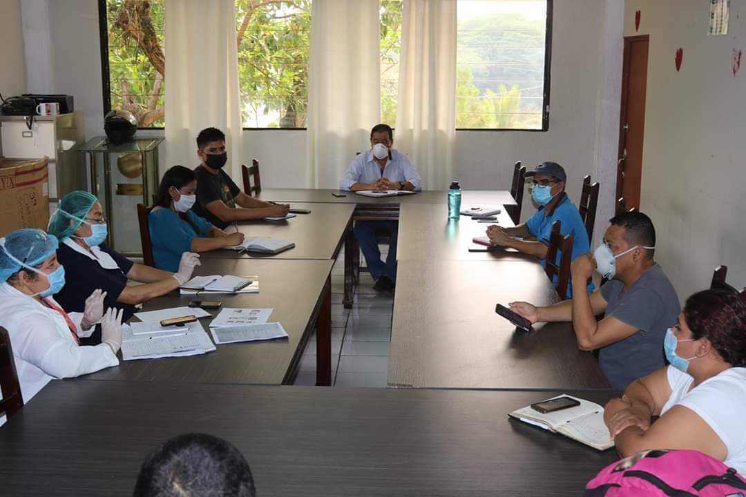 Cripdes_ES's tweet photo. 📍Como #CRIPDES - #UCRES🇳🇮 seguimos coordinando con la Comisión Municipal de Protección Civil👨‍🚒👩‍🚒 de la @AlcElPaisnal, para prevenir el #Covid19 😷. 
Por tu salud #QuedateEnCasa
@arpassv @FNS_OficialSV @PVcomunicacion. https://t.co/409TWejPrx