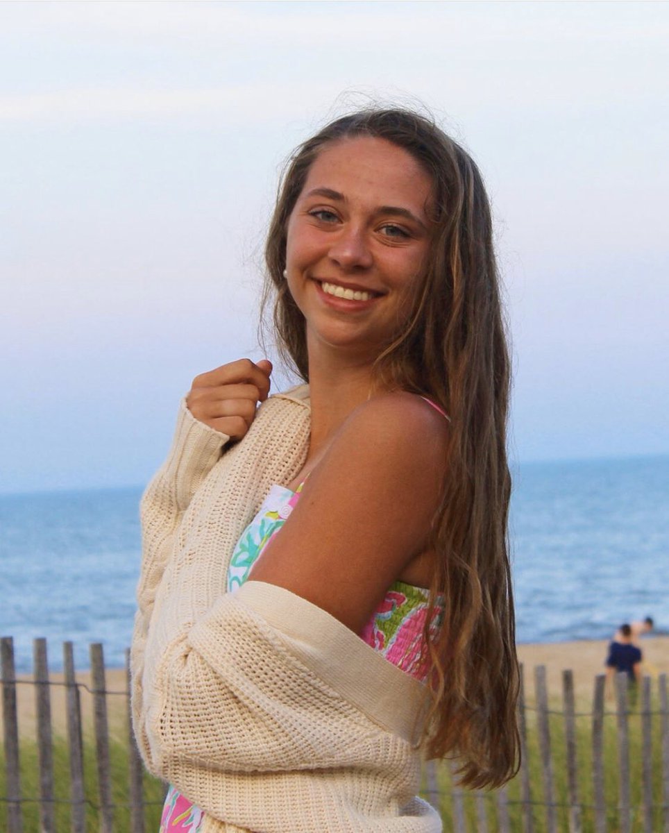 SwimmingVikes's tweet photo. Third Senior Spotlight for the 2020 Lady Vikes!! Congrats!! https://t.co/cFxjK4mflA
