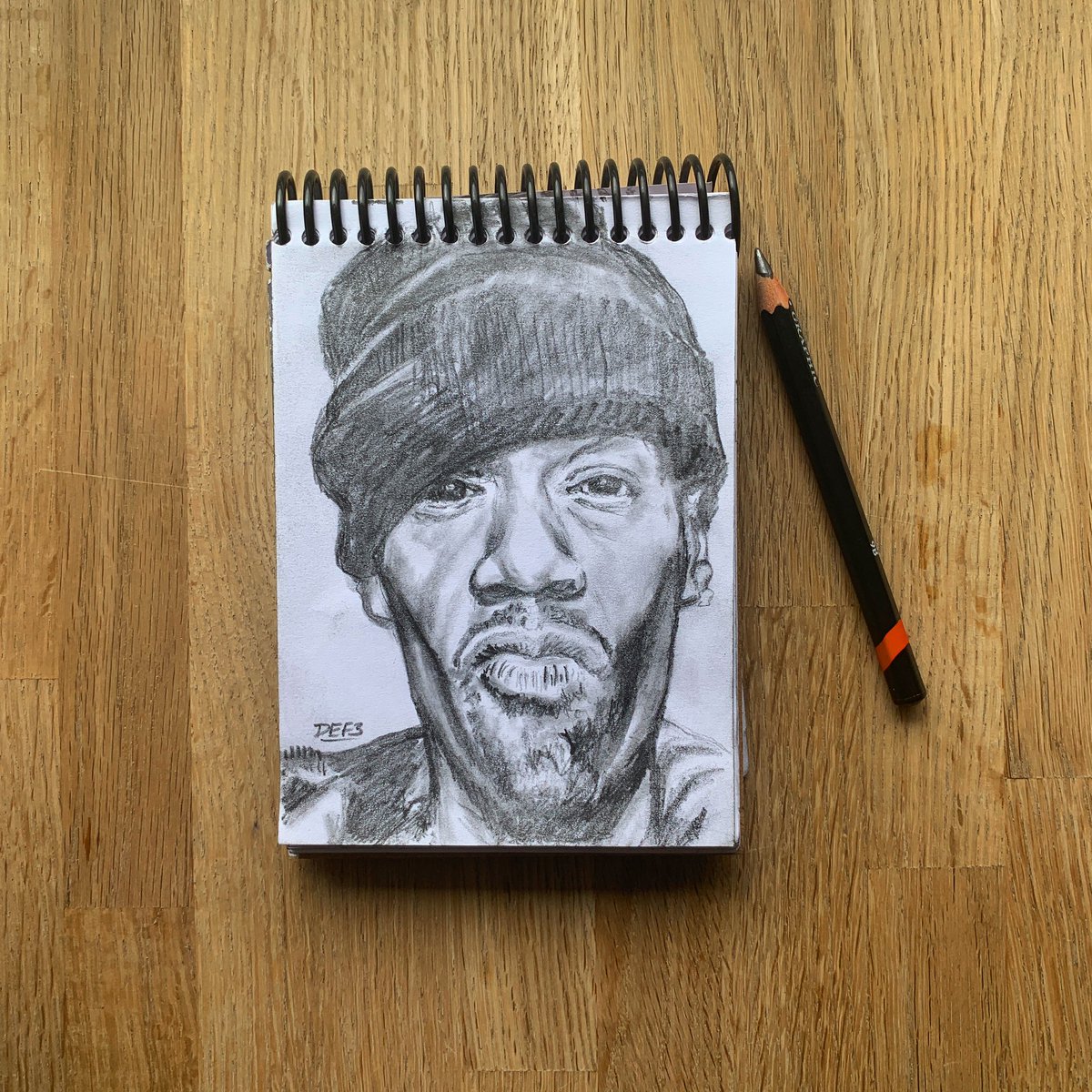 Def3's tweet photo. “Lift my shirt...all mammal”
Today’s 60 minute sketch ✍🏽 of @therealredman Happy 50th Birthday!
#def3 #redman #defsquad #pencil #sketch #drawing #speeddrawing #instaart #portrait #artist #whuthealbum #dareizadarkside #docsdaname2000 #muddywaters https://t.co/6rJXEKjM1e
