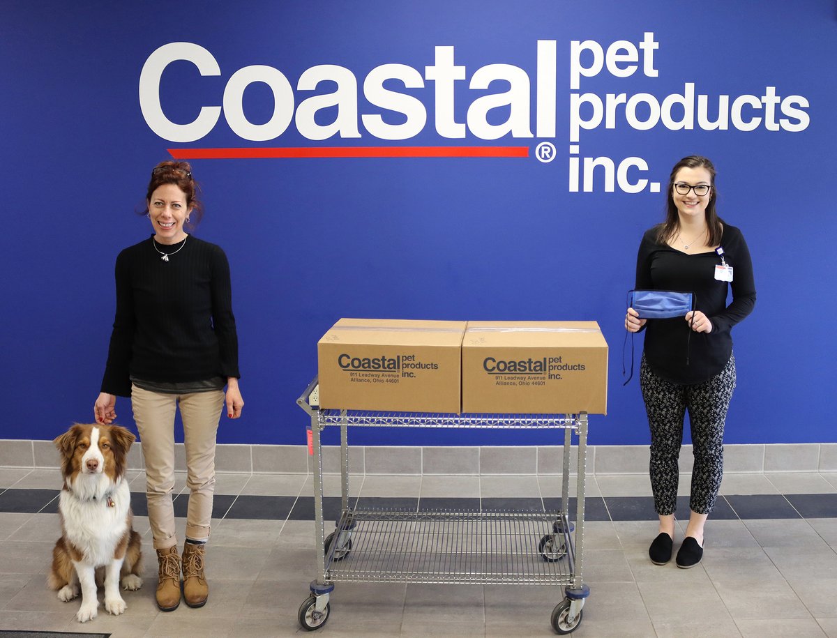 APPAtweets's tweet photo. APPA member @CoastalPet is stepping up to help #StopTheSpread in support of their local health care workers by dedicating a portion of their facility to the production of face masks with raw fabric donations from @JoAnn_Stores. https://t.co/VMsoQfigrg #APPAGivesBack #APPAMember https://t.co/3HsqetYZHz