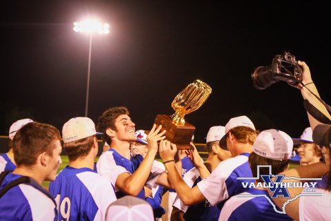SamuelTormos's tweet image. Thank you Van Alstyne for the best 4 years of my life. I would do anything to go back out there one more time with my team. All the memories and friendships I’ve made will be cherished forever. Thankful for all the teammates and coaches who have made this journey memorable. #7out
