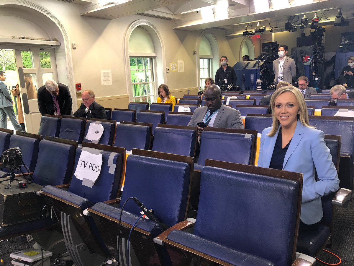 Paula Reid tweet media