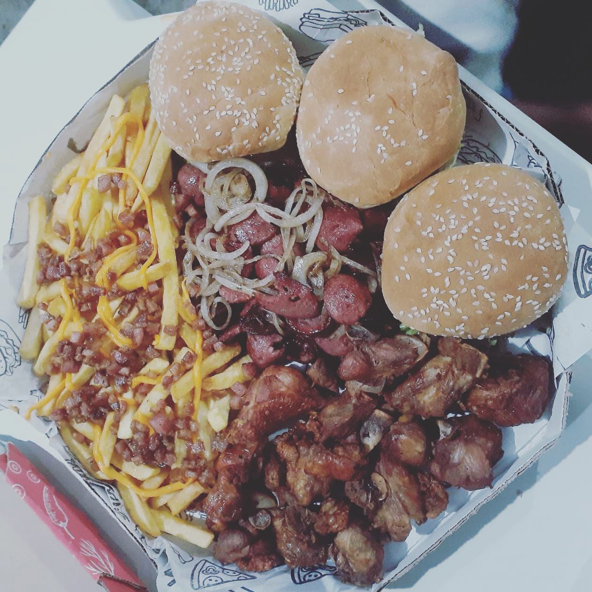LanchesStar's tweet photo. SEXXXXXTOOOU COM "S" DE STAR LANCHES

Venha conferir nossas variedades.

⚠️ Temos combo de salgadinho

📮 Rua Lorena n°222 - Pilares 

Só clicar no link que será direcionado ao nosso atendimento: 

https://t.co/QiIUWstZpP

🛑 ESTAMOS TAMBÉM NO IFOOD 🛑

https://t.co/jAG2JltMRY https://t.co/pRwwLmDKfs