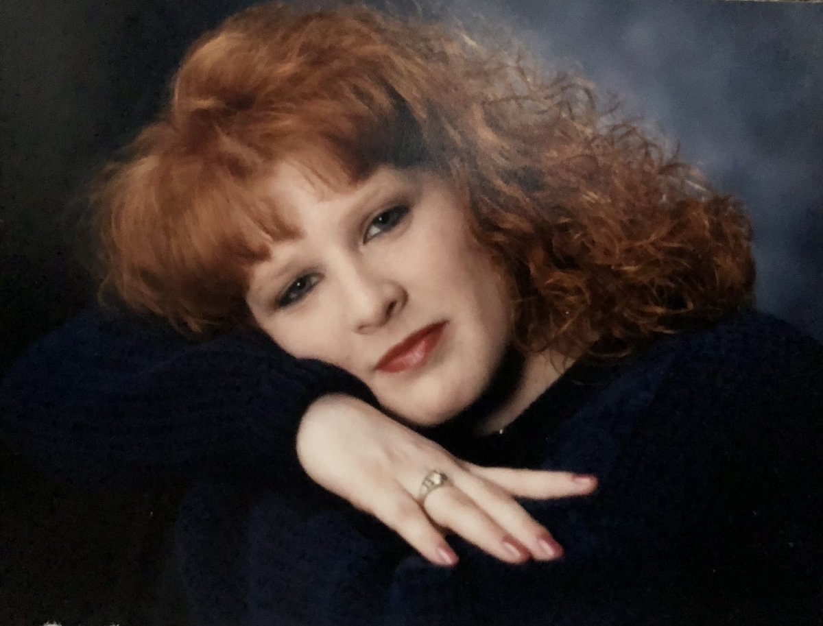 Jill_M_Kelly's tweet photo. A challenge was given by my Superintendent @SuptBaumann Challenge accepted!   Shakopee High School class of '94. Supporting the Senior Class of 2020. #LoveLakevilleSeniors https://t.co/jFBDlkHeBr