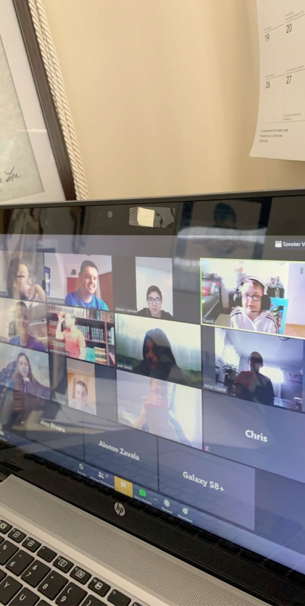 Enjoyed a much needed Zoom meeting with my class this afternoon! So good to see the smiling faces! <a href="/harryefryschool/">HarryEFrySchool</a>  @BurbankSD111