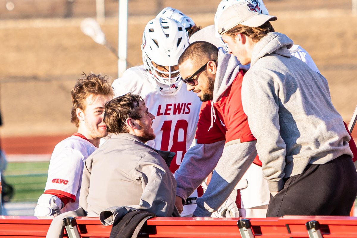 JodyDingle1's tweet photo. Lewis Men's Lacrosse 2020.

#LewisMLax #BuilditDifferent #family #jodydinglephotography https://t.co/12OhSG9uA3