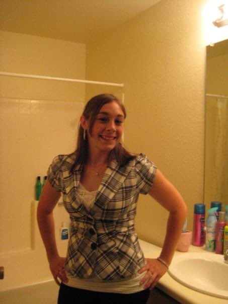 drguthals's tweet photo. Me at 20 - I felt peak confidence in this picture 🥰 #MeAt20 #thatlightingthough https://t.co/CC9HKa9ebl