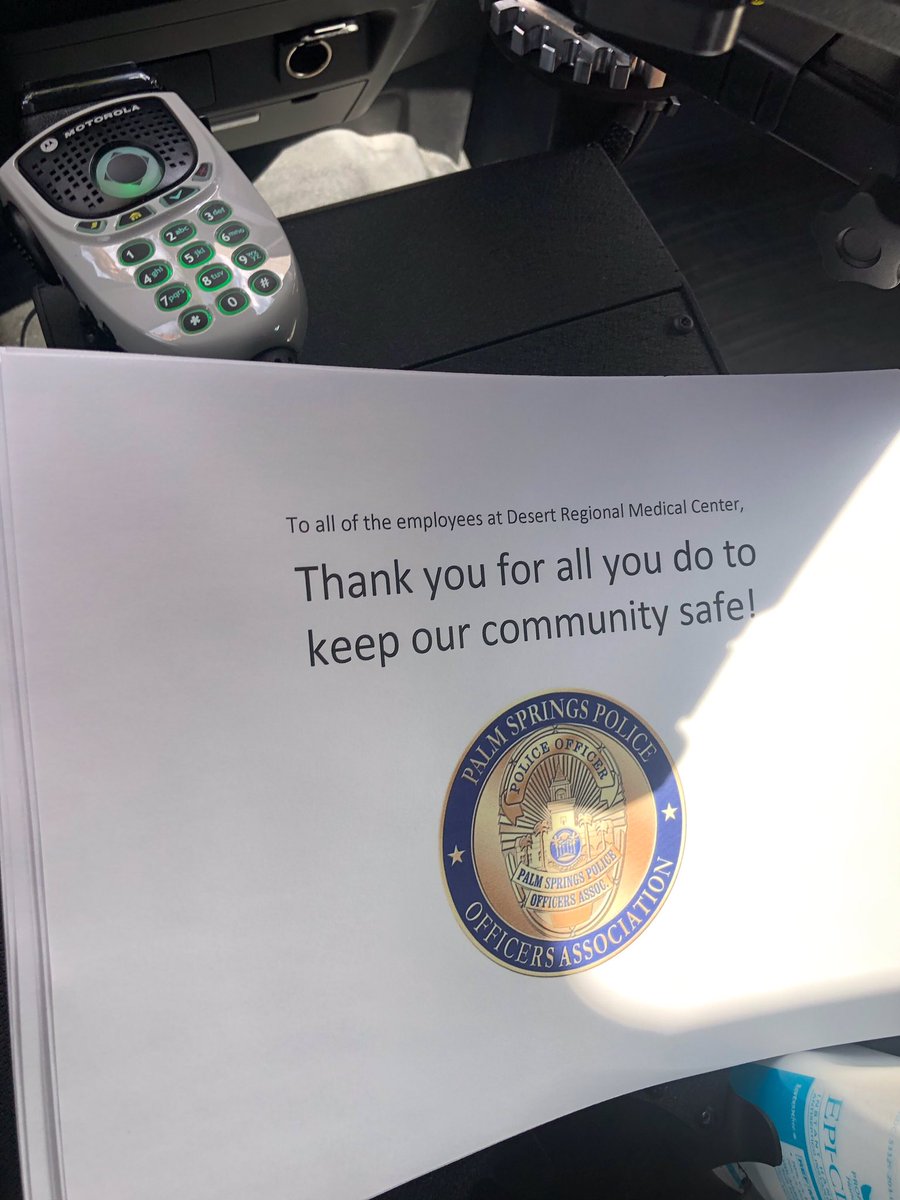 PalmSpringsPOA's tweet photo. Thank you to the entire staff of the Desert Regional Medical Center.  Palm Springs Police Officers Association members and Sam Harris, owner of Sherman’s Deli drops off lunch today and will be back tonight to serve the night shift. #pspoa #shermansdeli #drmc https://t.co/KFVoxxO4vt